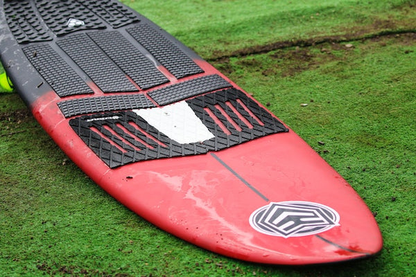 Surfboard Traction Pad - Grips Your Feet, Sticks To Your Board [FREE  SHIPPING]